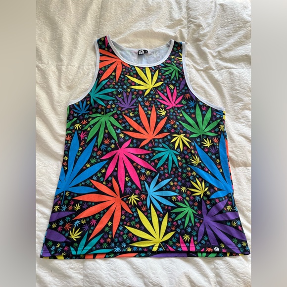 Into the AM trippy marijuana leaf colorful tank top size XL - Picture 1 of 8